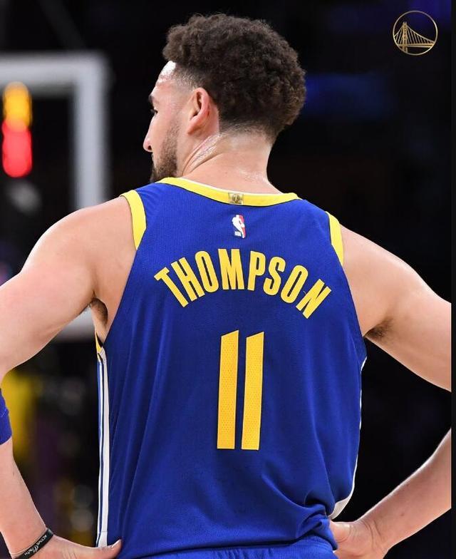 缺谁谁尴尬！灰熊双核同时缺阵，球队却收获赛季首次连胜（灰熊双核齐缺阵却迎赛季首个连胜，缺谁谁尴尬）