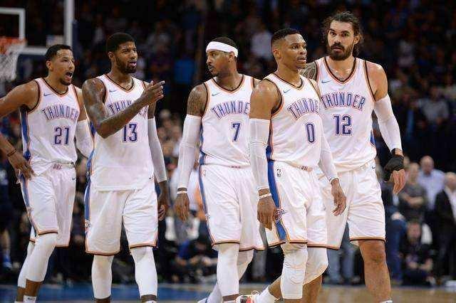 来看中国女足的比赛遇到了前男足主教练扬科维奇（观战中国女足，偶遇前男足主帅扬科维奇）