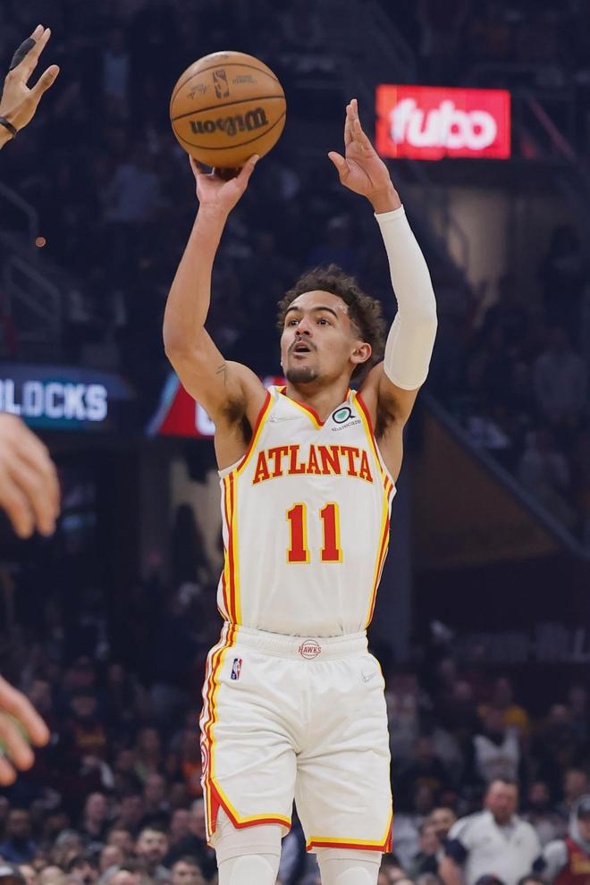 中国龙之队11周年球迷大会圆满举行 共赴山城之约（中国龙之队11周年球迷盛会圆满落幕 相约山城共庆）